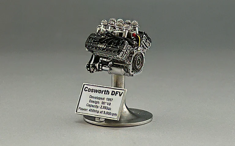 Ford Cosworth DFV completed 1/43 scale engine model by Taka FUKAMI