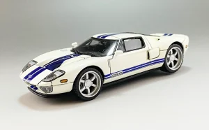 Ford GT 2005 completed 1/43 scale model by Taka FUKAMI