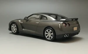 Nissan GT-R R35 Titanium Gray built by Taka FUKAMI